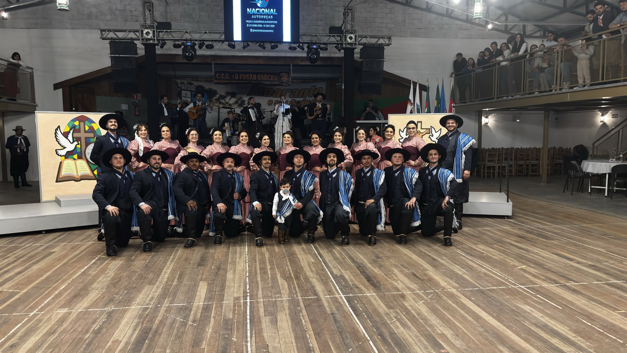 Invernada Adulta do CTG O Fogão Gaúcho apresenta nova coreografia “Frente à Frente”