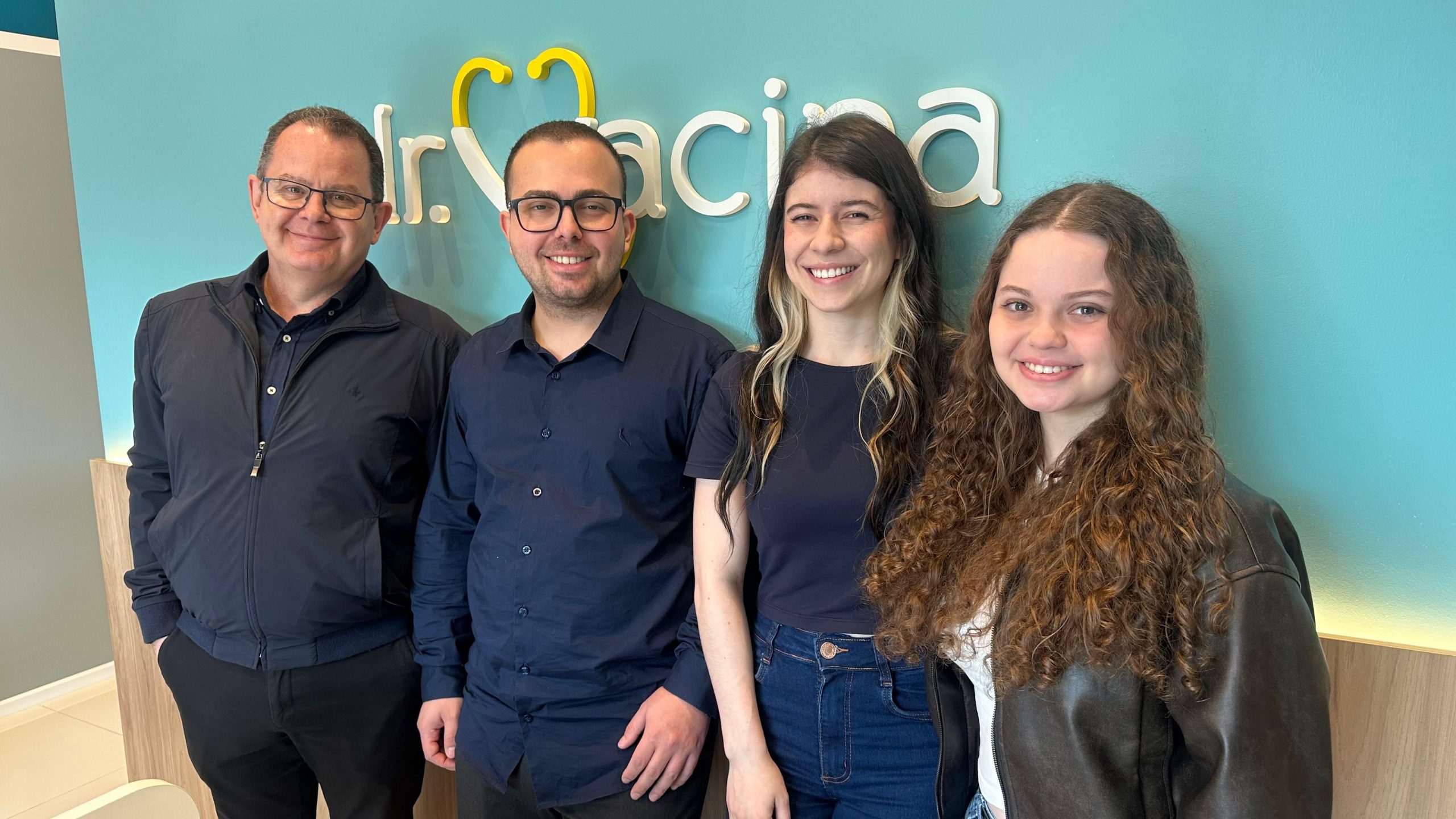Dr. Vacina inaugura clínica de imunização em Taquara