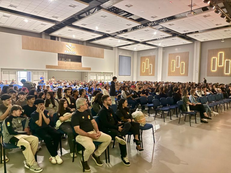 Imersão reúne estudantes de Taquara para refletir sobre educação e futuro profissional
